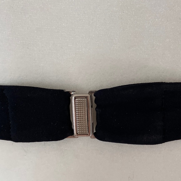 SHAN BLACK BIKINI SET WITH GROMMETS - Picture 7 of 16